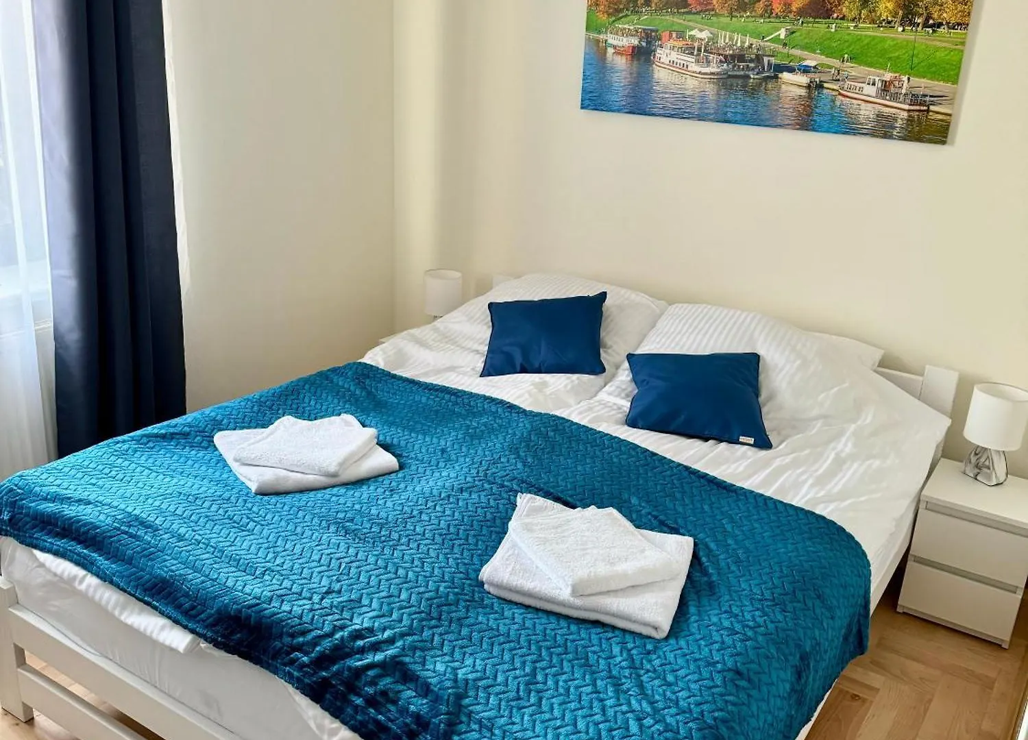 Blue Zone Apartment With Parking, Balcony And Garden Cracovie