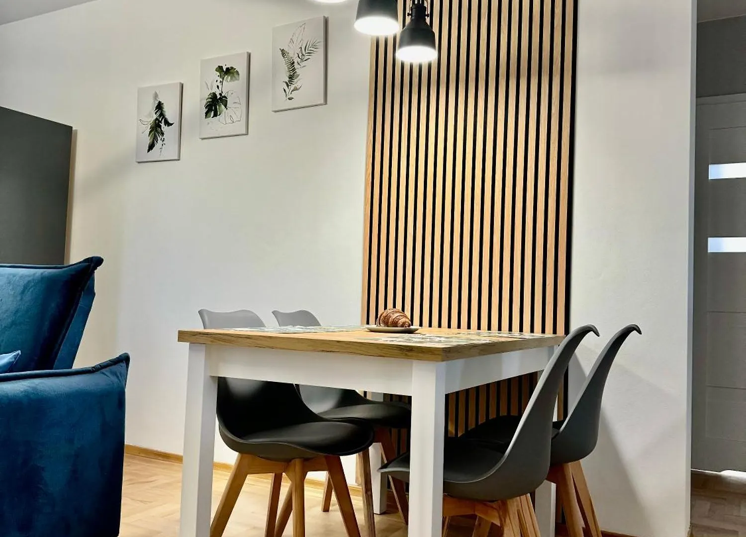 Blue Zone Apartment With Parking, Balcony And Garden Krakow